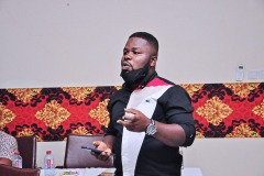 imgi_326_thumbs_OLEA-M_G-2022-325